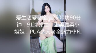 颜值不错的女百合姐妹花全程露脸激情大秀一起直播刺激狼友，揉奶舔逼洗澡诱惑，道具抽插看特写双头插入互草