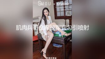 歌厅探花老哥专攻KTV两男两女沙发上操，一人一个少妇后入上位骑乘，抱起来猛操比逼谁先射