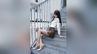  夫妻找单男玩3P 女警制服 俩鸡巴不给力假屌助力