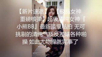 玩弄老婆的骚b，是最开心的事