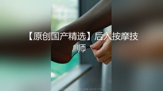 亚裔女神ASIAN-FOX大秀钢管舞绝技，会的花样真多啊