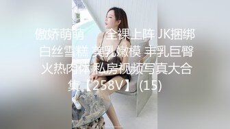 公司聚会迷翻35岁的熟女王姐带到酒店 扒开她的小鲍鱼竟然还粉嫩粉嫩的