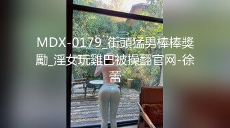 【新速片遞】极品尤物姐妹花全程露脸陪狼友发骚，逼毛刮干净给狼友看逼逼特写，淫声荡语互动撩骚，听狼友指挥揉奶舔逼