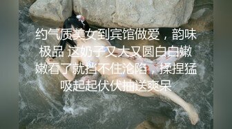 小姐姐中午不忘回家打炮，口活技术精湛，一小会就缴枪了